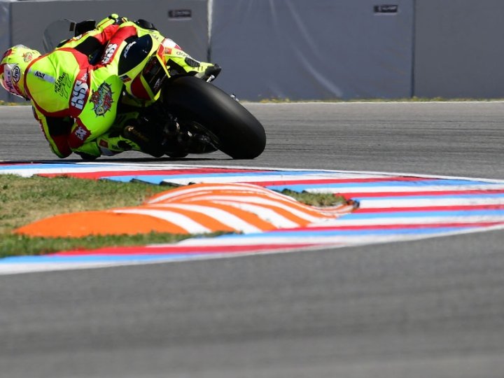 180803Brno_0676x900.jpg