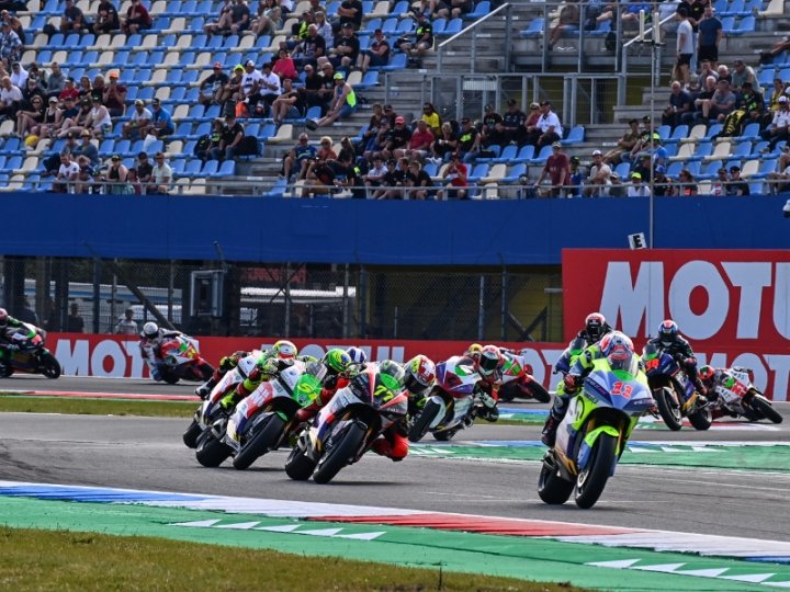 220625Assen_6968x900.jpg